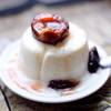 Панна котта (panna cotta) со сливовым соусом