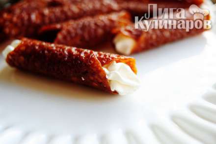 Английские хрустящие трубочки или Brandy Snaps