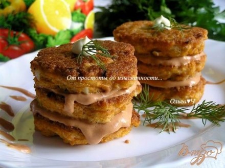 Икорные башенки с розовым соусом