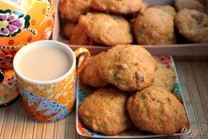 Готово! Вкусное морковное печенье с грецким орехом готово, приятного чаепития.