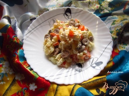 Салат с плавленым сырком и куриными сердцами