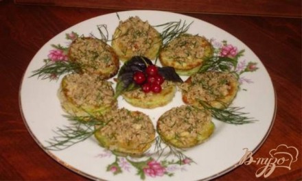 Закусочные кабачки с орехом