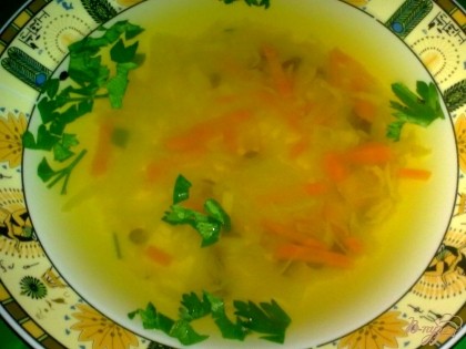 Готово! Разлейте суп в тарелки и посыпьте зеленью.