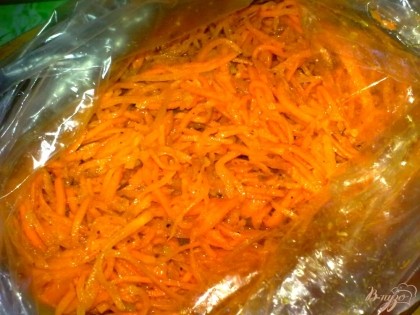Возьмите морковь по-корейски.