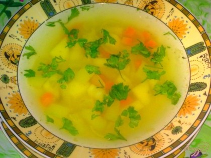 Готово! Готовый суп разлить по тарелкам и посыпать зеленью.