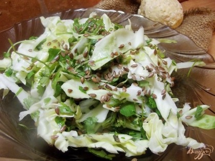 Готово! Этот простой и вкусный салат Летом станет прекрасным легким гарниром к мясу..