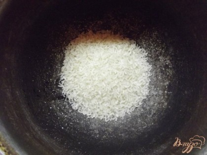 Рис нужен такой, который после отваривания будет мягким, кашеобразным. Долгий подойдет.