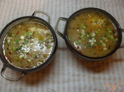 Готово! Подавайте суп горячим без сметаны, можно посыпав свежей зеленью. Приятного всем аппетита! =)