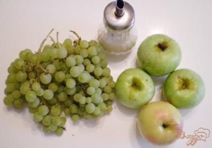 Яблоки и виноград нужно вымыть. Травы у меня в сушенном виде хранятся в баночках. Сахар по вкусу.