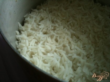 Для начинки использовать отварной рис.