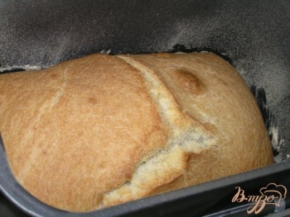 Примерно через 4 часа хлеб будет готов.