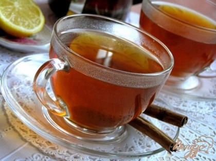 Готово! В чашку налить виски, залить приготовленным горячим чаем и наслаждаться великолепным согревающим напитком!