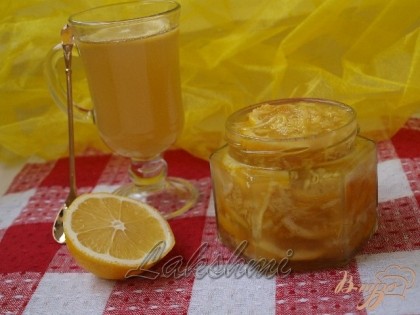 Готово! Лимон и имбирь складывать в банку чередуя,затем залить это всё мёдом.Смесь настаивается 1.5-2 месяца,но я столько не выдержала и уже пью по утрам чай.Приятного чаепития!