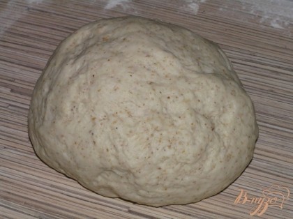 Тесто на закваске можно приготовить по рецепту http://vpuzo.com/vypechka/4056-vanilnye-ruletiki-na-hmelevoy-zakvaske.html