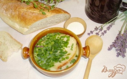 Готово! Добро пожаловать в средневековый Прованс!Угощайтесь ароматным и простым супом на хлебе и воде!