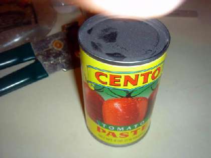 Можно добавить томатной пасты к соусу.