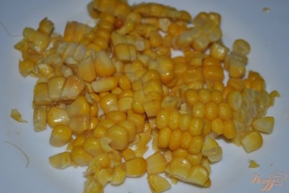 Кукурузу можно использовать консервированную или вареную