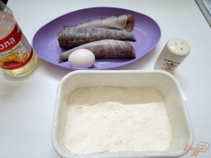 Для приготовления нам понадобится рыба нототения, соль, перец, яйцо, мука для обваливания, растительное масло для жарки