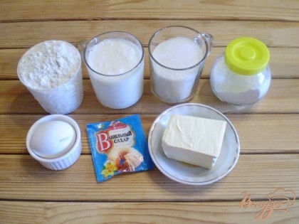  Приготовим продукты. Ванильный сахар можно заменить щепоткой ванилина или экстрактом. Маргарин нужно достать из холодильника заранее, чтобы он полностью размягчился.