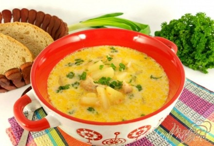 Суп с плавленным сыром и курицей в мультиварке