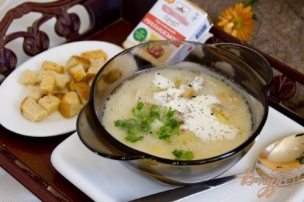 Ароматный суп с чесночком