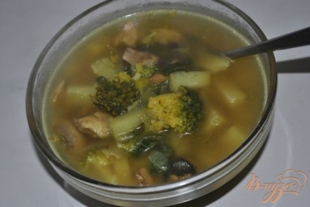 Грибной суп с брокколи