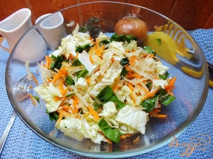 Салат со шпинатом и дайконом