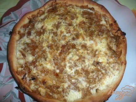 Пирог-пицца с тушеной капустой