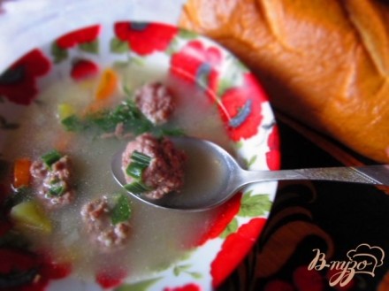 Картофельный суп с мясными фрикадельками