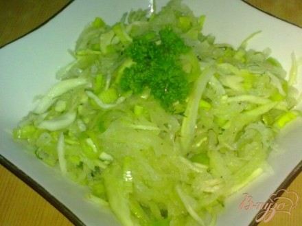 Салат из зеленой редьки