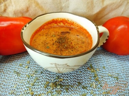 Салат в соковыжималке из помидора и болгарского перца