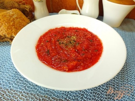 Холодный томатный суп с печеной тыквой