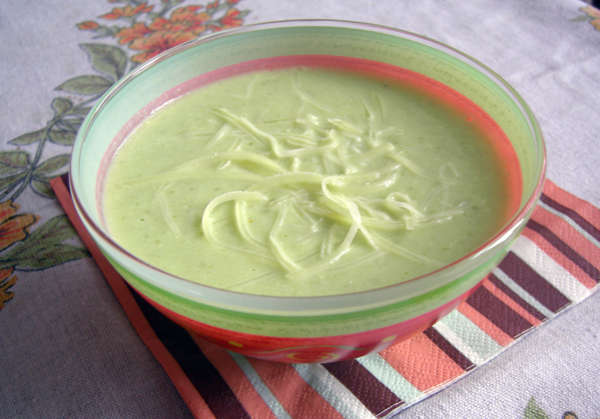 Суп-крем из кабачков с авокадо