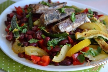 Овощная закуска-салат с сардинами