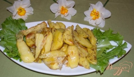 Картофель в белке, приготовленный в духовке