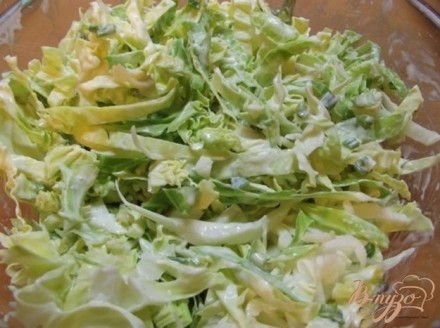 Капустный салат с горчичным соусом