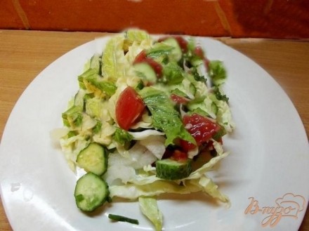 Овощной салат с кунжутом