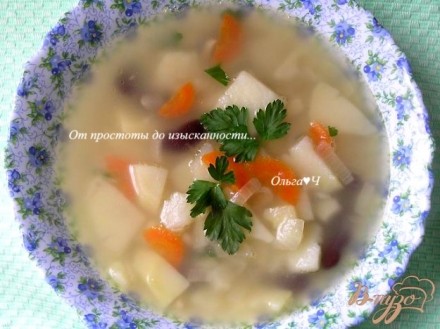 Суп с кальмаром и фасолью