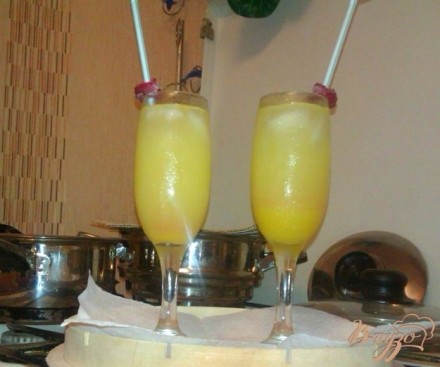 Освежающий коктейль с лимонным ликером