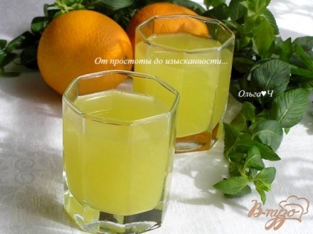 Три литра сока из 2х апельсинов!