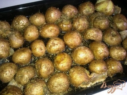 Запеченный картофель с тимьяном