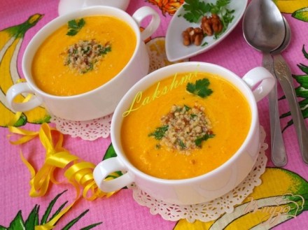 Морковно-ананасовый суп-пюре с карри