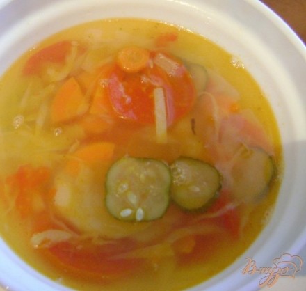 Овощной суп с огурцами