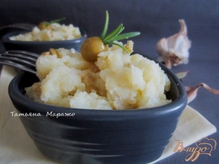 Давленый картофель с оливками