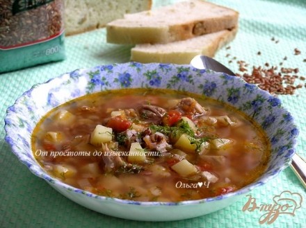 Томатный суп со свининой и рисом Рубин