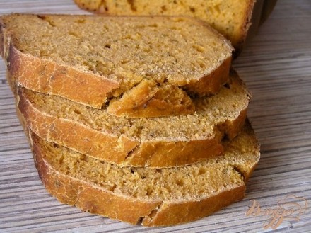 Томатный хлеб с тмином и укропом