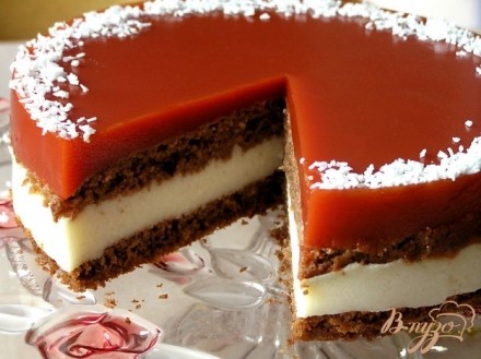 Шоколадный кокосово-томатный торт
