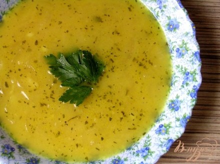 Пряный луковый суп по-персидски
