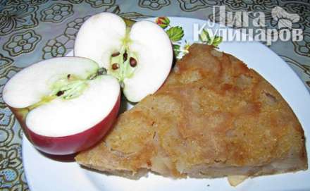 Яблочный пирог с печеньем