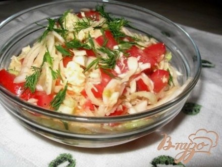 Салат из капусты с помидорами По-Михайловки